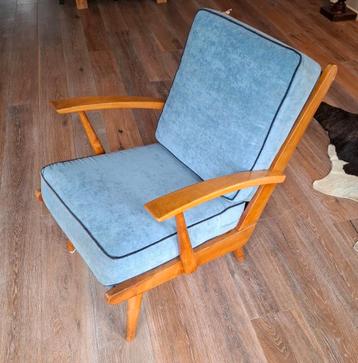 Vintage Mid Century Easy Chair  beschikbaar voor biedingen