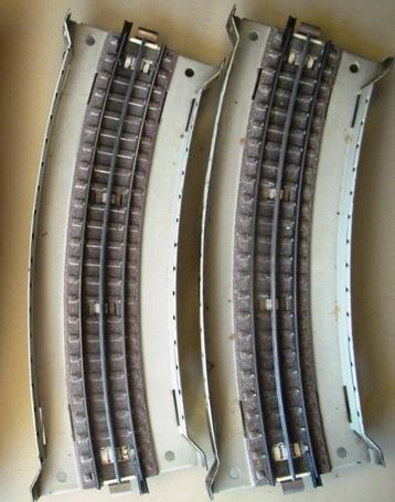 Märklin 468 A 2x brugoprit gebogen middenleider als 7167 800 beschikbaar voor biedingen