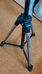 Velbon CX 300 statief 1,8kg
Ean 4907990205186
Max hoogte 145, Ophalen of Verzenden, Zo goed als nieuw, Minder dan 150 cm, Driepoot
