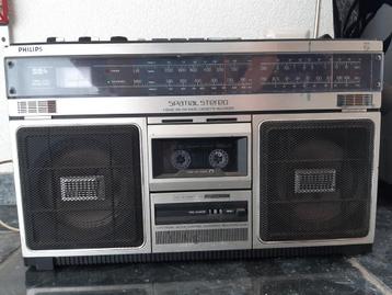 Philips 584 radio cassette speler beschikbaar voor biedingen
