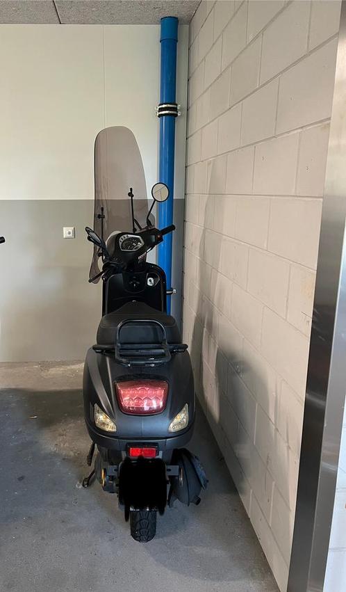 Scooter BTC Riva, Fietsen en Brommers, Snorfietsen en Snorscooters, Gebruikt, Overige merken, Benzine, Ophalen
