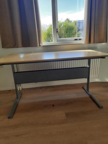 Bureau, blank hout