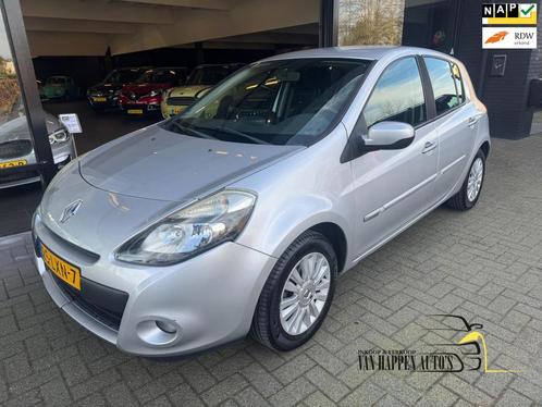 Renault Clio 1.2 Collection / apk 1-2026, Auto's, Renault, Bedrijf, Te koop, Clio, ABS, Airbags, Airconditioning, Boordcomputer