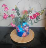 Kleurrijke vaas blauw met mooie kunstbloemen, Huis en Inrichting, Woonaccessoires | Kunstplanten en Kunstbloemen, Ophalen, Nieuw