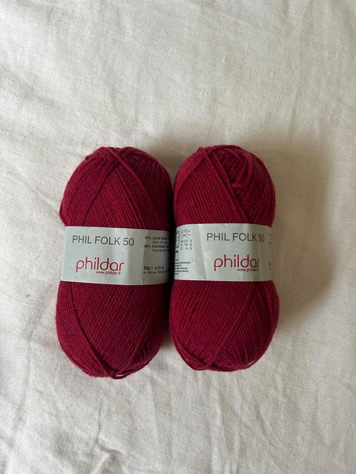 Phildar Phil Folk 50 - 2 bollen bordeaux rode wol, Hobby en Vrije tijd, Breien en Haken, Nieuw, Breien of Haken, Wol of Garen