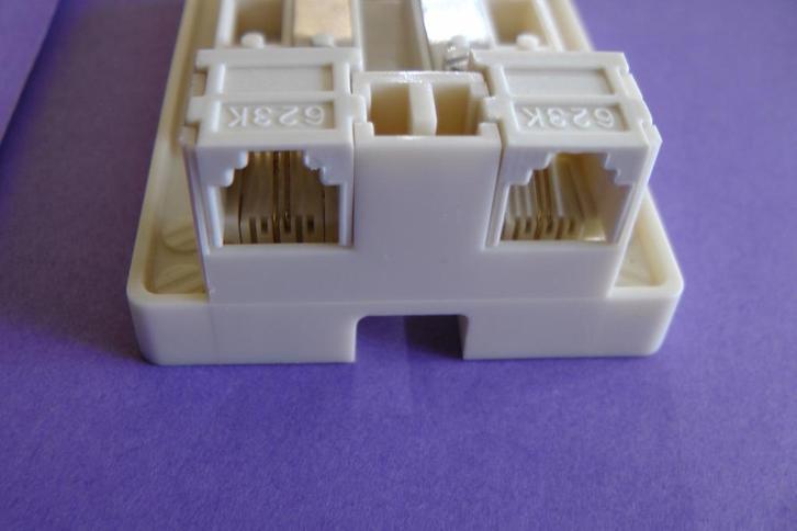 Telefoonsplitter met 2 x RJ11 aansluitingen (ingangen), Telecommunicatie, Vaste telefoons | Niet Draadloos, Nieuw, Ophalen of Verzenden