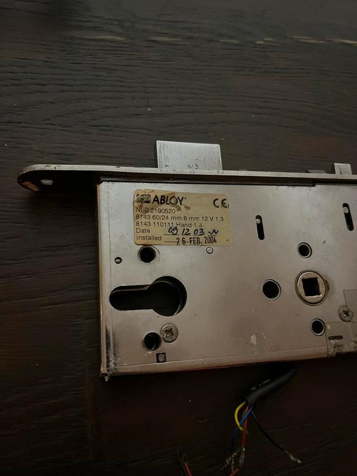 ABLOY Elektrisch motorslot 12V, Doe-het-zelf en Verbouw, Hang- en Sluitwerk, Gebruikt, Slot, Rvs, Ophalen of Verzenden
