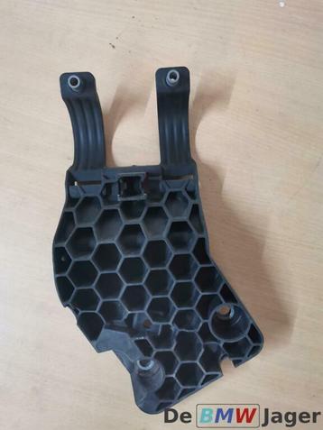 Bevestiging brandstoffilter BMW E70 E71 F15 F16 70314607 beschikbaar voor biedingen
