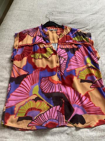 Mooie gekleurde blouse van Geisha maat L/40 beschikbaar voor biedingen