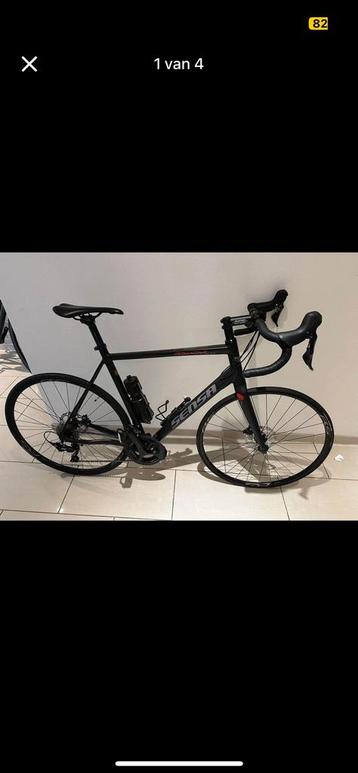 Heren racefiets  beschikbaar voor biedingen
