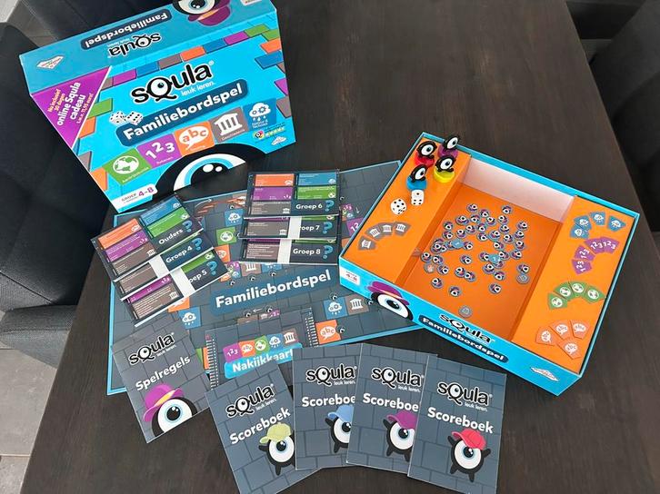 Squla familiebordspel, Hobby en Vrije tijd, Gezelschapsspellen | Kaartspellen, Zo goed als nieuw, Drie of vier spelers, Ophalen of Verzenden