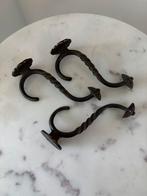 Set van 3 vintage gietijzeren wandhaken, Wandhaken, Ophalen of Verzenden, Zo goed als nieuw, Minder dan 100 cm