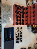 Assortimentdozen: veren, O-ringen, boutjes, pennen, helicoil, Ophalen of Verzenden, Gebruikt