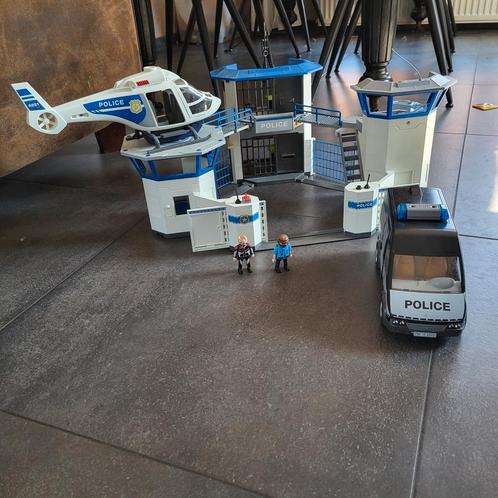 Playmobil politiebureau, Kinderen en Baby's, Speelgoed | Playmobil, Gebruikt, Ophalen of Verzenden