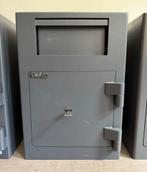 Zeer degelijke Salvus afstortkluis kluis brandkast, Huis en Inrichting, Brandblussers en Brandkasten, Ophalen, Brandkast