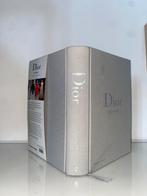 Dior boek, Ophalen of Verzenden, Zo goed als nieuw, Overige onderwerpen