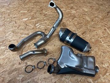 KTM Superduke 1290R Gen1 OEM Volledig uitlaatsysteem NIEUW!! beschikbaar voor biedingen