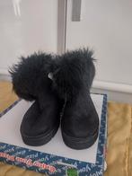 Meisjes laarzen Uggs look a like maat 35, Ophalen of Verzenden, Nieuw, Meisje, Laarzen