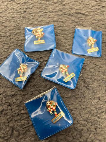 Philips Voetbal Pins - Zeldzaam! beschikbaar voor biedingen