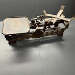 Brocante antieke gietijzeren weegschaal, Antiek en Kunst, Curiosa en Brocante, Ophalen