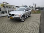 Volvo XC90 4 WD, LPG, grijs kenteken, Auto's, Gebruikt, Zwart, 2521 cc, Leder