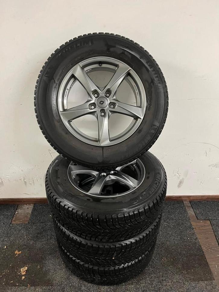 Michelin winterbanden/velgen Renault Espace V - 235/65 R17, Auto-onderdelen, Banden en Velgen, Banden en Velgen, Winterbanden