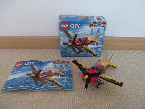 Lego 60144 Racevliegtuig / Stuntvliegtuig incl. doos en boek, Kinderen en Baby's, Speelgoed | Duplo en Lego, Zo goed als nieuw