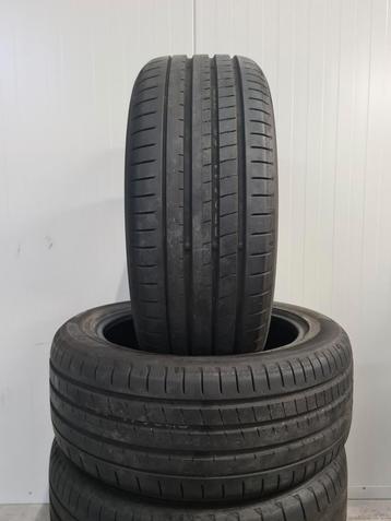 19, Yokohama Advan Sport V107 zomerbanden 245/50 R19 * 7mm beschikbaar voor biedingen