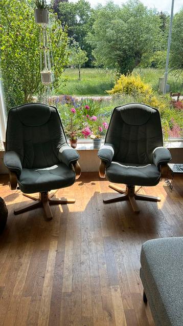 Uitschuifbare stoelen beschikbaar voor biedingen