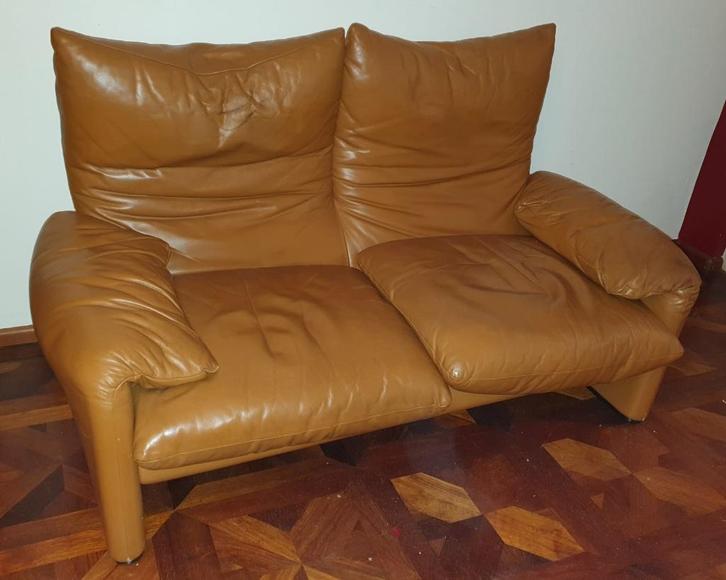 Cassina Maralunga, Huis en Inrichting, Banken | Bankstellen, Gebruikt, Rechte bank, Tweepersoons, 150 tot 200 cm, 75 tot 100 cm