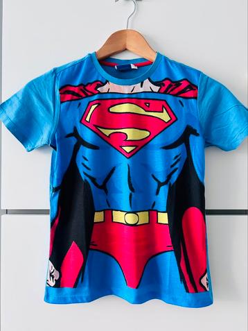 Superman T-shirt Maat 122-128 | 7-8 Jaar Als nieuw beschikbaar voor biedingen