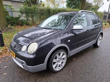 Volkswagen Polo 1.4-16V FUN Cross | Airco | Schuifdak | Lich beschikbaar voor biedingen