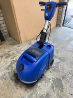Schrobmachine Nilfisk Scrubtec 337.2, Doe-het-zelf en Verbouw, Reinigingsmachines, Ophalen, Gebruikt, Schrobmachine