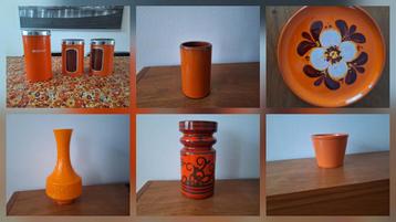 Vintage Oranje Spullen Collectie, inclusief Gouda vaas, 8 st beschikbaar voor biedingen