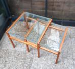 Italiaans design bijzettafel set mimiset, teakhout, glas 80s, Huis en Inrichting, Minder dan 45 cm, Minder dan 55 cm, Gebruikt