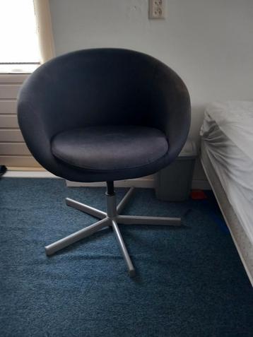 Draaistoel / bureaustoel beschikbaar voor biedingen