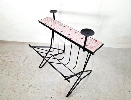 Vintage Bijzettafel met Lectuurbak, 1960s, Huis en Inrichting, Woonaccessoires | Krantenbakken en Lectuurbakken, Zo goed als nieuw