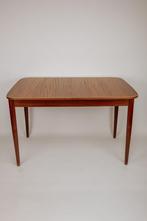 Uitschuifbare vintage eettafel met ronde hoeken, jaren 60, Huis en Inrichting, Tafels | Eettafels, Ophalen, Gebruikt, 100 tot 150 cm