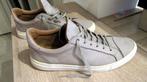 grijze sneakers, Ophalen of Verzenden, Zo goed als nieuw, Overige kleuren