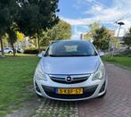Opel Corsa 1.2 16V LPG 3D 2013 Grijs, Auto's, Voorwielaandrijving, 83 pk, 4 cilinders, 1229 cc