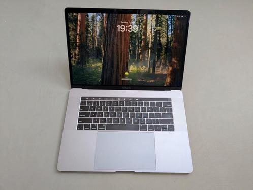 Apple Macbook Pro (2018) 15.4 Hexacore i7 16 GB RAM 512 GB S, Computers en Software, Apple Macbooks, Gebruikt, 15 inch, 2 tot 3 Ghz
