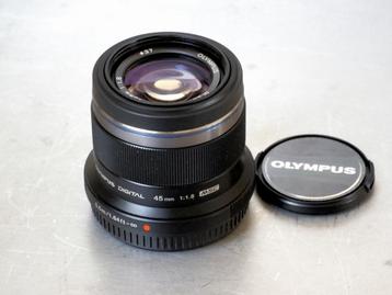 Olympus M.Zuiko Digital 45 mm F1.8, als nieuw beschikbaar voor biedingen