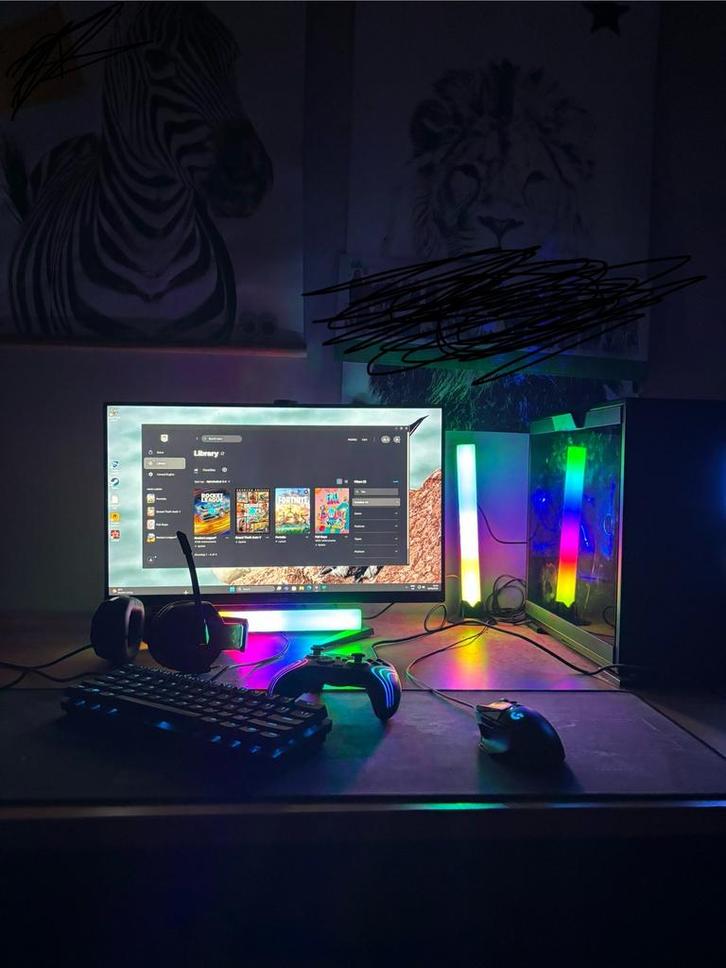 Hele pc gaming setup, Computers en Software, Desktop Pc's, Zo goed als nieuw, 2 tot 3 Ghz, SSD, 8 GB, Met videokaart, Met monitor