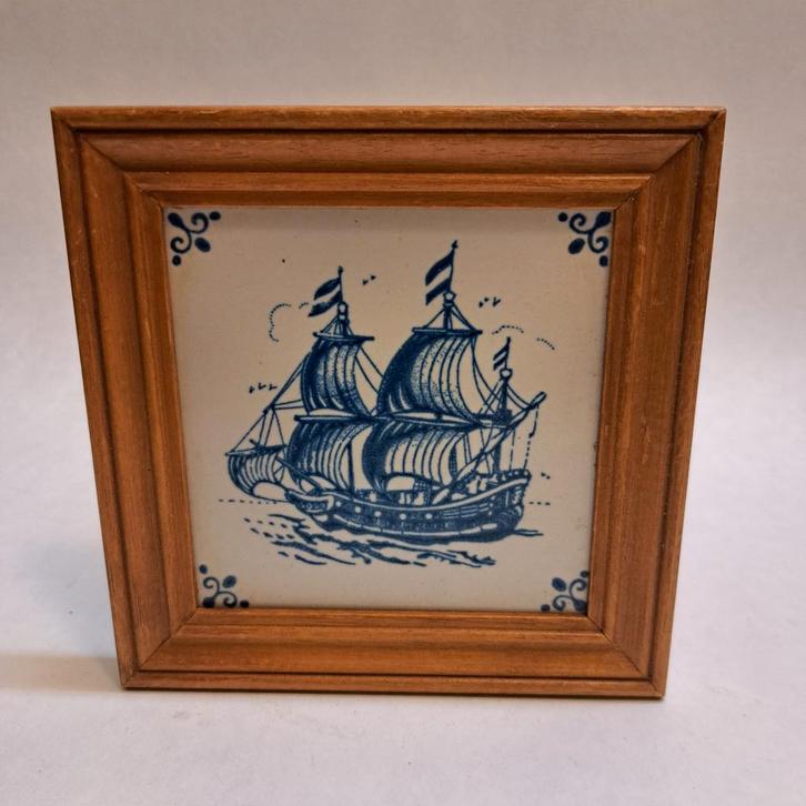 Delfts blauw tegeltje in houten lijst, Antiek en Kunst, Antiek | Wandborden en Tegels, Ophalen of Verzenden