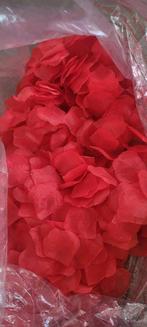 Rode Rozenblaadjes (circa 900 stuks) - Romantische Decoratie, Ophalen of Verzenden, Nieuw, Versiering, Valentijn of Romantisch