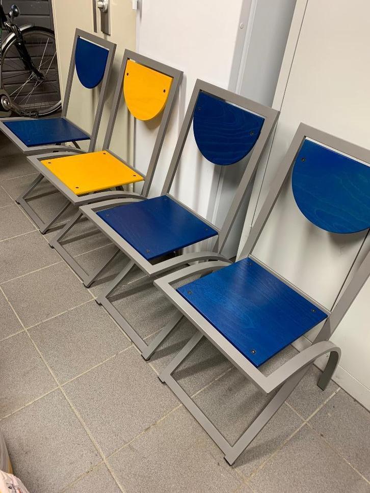 4 modern design sinus stoelen, Huis en Inrichting, Stoelen, Zo goed als nieuw, Vier, Blauw, Ophalen