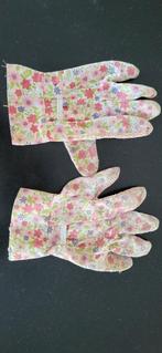 Dames tuinhandschoenen 23 cm lang en 10 cm breed., Ophalen of Verzenden, Zo goed als nieuw, Dames, Handschoenen