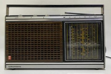 Grundig Radio met korte golf, FM en AM Concert Boy 1100 beschikbaar voor biedingen