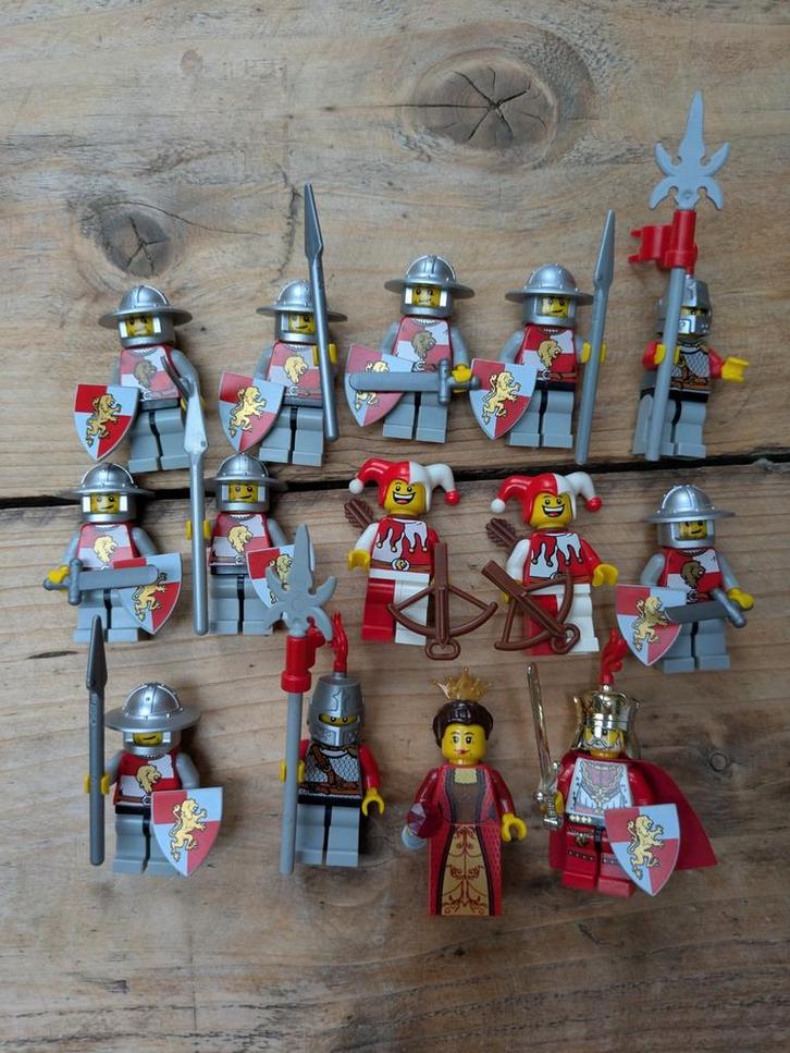 Lego Kingdoms Castle Lion Knights Minifiguren Set 1, Kinderen en Baby's, Speelgoed | Duplo en Lego, Gebruikt, Lego, Losse stenen