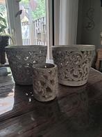 Brocante bloempotten (2) en 1 kaars/waxinehouder., Ophalen